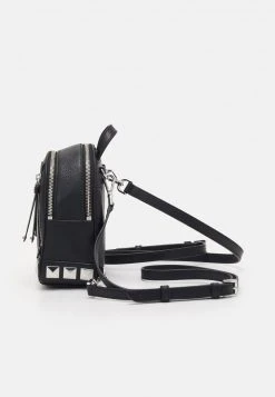 MICHAEL Michael Kors Damen BROOKLYN XS BACKPACK - Tagesrucksack - Black 10 MICHAEL Michael Kors Damen BROOKLYN XS BACKPACK - Tagesrucksack - Black -Michael Kors Verkäufe 0a66cdea773d4f0caa77c0062b433d2e