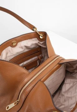 MICHAEL Michael Kors Damen RAVEN - Handtasche - Luggage -Michael Kors Verkäufe 0c7504a3fb184d9a814d34389928e61d