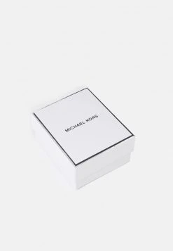 MICHAEL Michael Kors Damen TRAVEL ACCESSORIES CLIPCASE FOR AIRPODS - Schlüsselanhänger - Vanilla/acrn 10 MICHAEL Michael Kors Damen TRAVEL ACCESSORIES CLIPCASE FOR AIRPODS - Schlüsselanhänger - Vanilla/acrn -Michael Kors Verkäufe 113b5641eb644f8c842dede9de054227