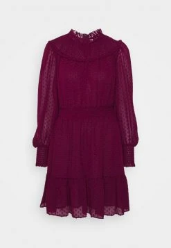 MICHAEL Michael Kors Damen CLIP SMOCKED DRESS - Freizeitkleid - Dark Ruby 16 MICHAEL Michael Kors Damen CLIP SMOCKED DRESS - Freizeitkleid - Dark Ruby -Michael Kors Verkäufe 19709d73d93a492784361bd1662b59d7