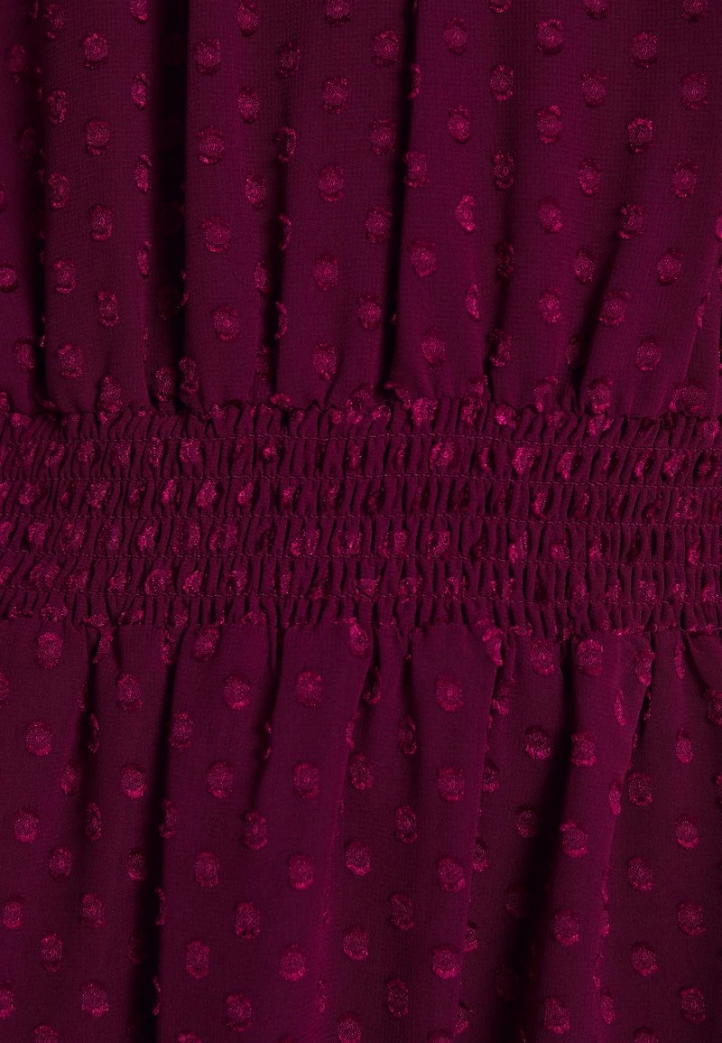 MICHAEL Michael Kors Damen CLIP SMOCKED DRESS - Freizeitkleid - Dark Ruby 10 MICHAEL Michael Kors Damen CLIP SMOCKED DRESS - Freizeitkleid - Dark Ruby – Bild 8