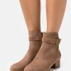 MICHAEL Michael Kors Damen BRITTON - Stiefelette - Dark Caramel 2 MICHAEL Michael Kors Damen BRITTON - Stiefelette - Dark Caramel -Michael Kors Verkäufe 225db4f38106478cbf7a9435b0e1f89a
