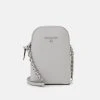 MICHAEL Michael Kors Damen JET SET FLAT CASE - Umhängetasche - Aluminum 2 MICHAEL Michael Kors Damen JET SET FLAT CASE - Umhängetasche - Aluminum -Michael Kors Verkäufe 232afef9956149968a54551700d053b7