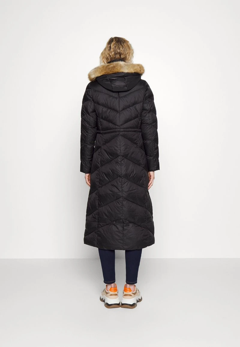 MICHAEL Michael Kors Damen DOG WALKER LENGTH BELTED COAT HOOD RIM - Daunenmantel - Black 6 MICHAEL Michael Kors Damen DOG WALKER LENGTH BELTED COAT HOOD RIM - Daunenmantel - Black – Bild 4