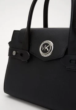 MICHAEL Michael Kors Damen CARMENSM FLAP BELTED SATCHEL - Handtasche - Black -Michael Kors Verkäufe 3323446aba7f42cc85ff6aba523b0584