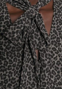 MICHAEL Michael Kors Damen CHEETAH TIE - Bluse - Malachitegry 15 MICHAEL Michael Kors Damen CHEETAH TIE - Bluse - Malachitegry -Michael Kors Verkäufe 40a0268cbd9d400faa1dc67c052fb08b