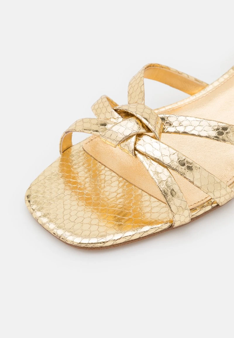 MICHAEL Michael Kors Damen BRINKLEY - Riemensandalette - Gold 9 MICHAEL Michael Kors Damen BRINKLEY - Riemensandalette - Gold – Bild 7
