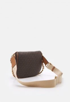 MICHAEL Michael Kors Damen SLATER SLING PACK - Umhängetasche - Brown/acorn 10 MICHAEL Michael Kors Damen SLATER SLING PACK - Umhängetasche - Brown/acorn -Michael Kors Verkäufe 4788f749a736405cb65d4e9e9a4b2f62