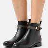MICHAEL Michael Kors Damen FANNING FLAT BOOTIE - Stiefelette - Black -Michael Kors Verkäufe 4aaf394ce6024f3d9352077da5f33451