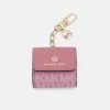 MICHAEL Michael Kors Damen TRAVEL CLIPCASE FOR AIRPODS - Sonstige Accessoires - Rose -Michael Kors Verkäufe 5751d1230204408a87af926c7ec24a36