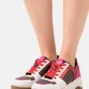 MICHAEL Michael Kors Damen LEXI - Sneaker Low - Brown/multi-coloured -Michael Kors Verkäufe 5c87da55b0134f2aa9d1a83e22f72b02