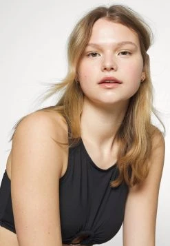 MICHAEL Michael Kors Damen ICONIC SOLIDS CROPPED - Bikini-Top - Black -Michael Kors Verkäufe 638249b7152b4fa5910079b30c47fc2f