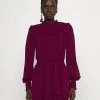 MICHAEL Michael Kors Damen CLIP SMOCKED DRESS - Freizeitkleid - Dark Ruby -Michael Kors Verkäufe 66e2ff7656334bb6adb0e7c7795228aa