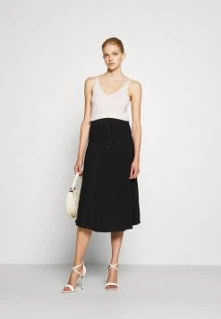 MICHAEL Michael Kors Damen LOGO TAPE MIDI SKIRT - A-Linien-Rock - Black 8 MICHAEL Michael Kors Damen LOGO TAPE MIDI SKIRT - A-Linien-Rock - Black -Michael Kors Verkäufe 6a9eea982f534bb9874739952bb2d360