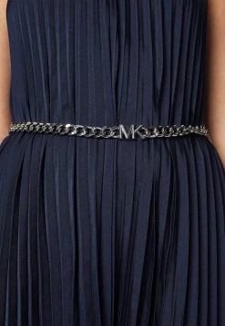 MICHAEL Michael Kors Damen PLEATED SLIP MIDI DRESS - Cocktailkleid/festliches Kleid - Midnightblue -Michael Kors Verkäufe 7a4ef583b3f24fab8315d3b49d2062c8