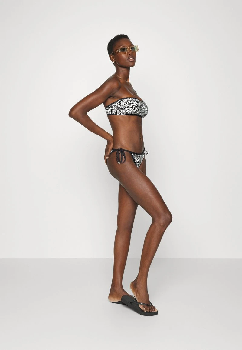 MICHAEL Michael Kors Damen MINI LEOPARD BANDEAU - Bikini-Top - Black 4 MICHAEL Michael Kors Damen MINI LEOPARD BANDEAU - Bikini-Top - Black – Bild 2