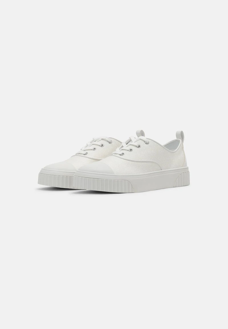 MICHAEL Michael Kors Damen OLLIE LACE UP - Sneaker Low - Optic White 5 MICHAEL Michael Kors Damen OLLIE LACE UP - Sneaker Low - Optic White – Bild 3