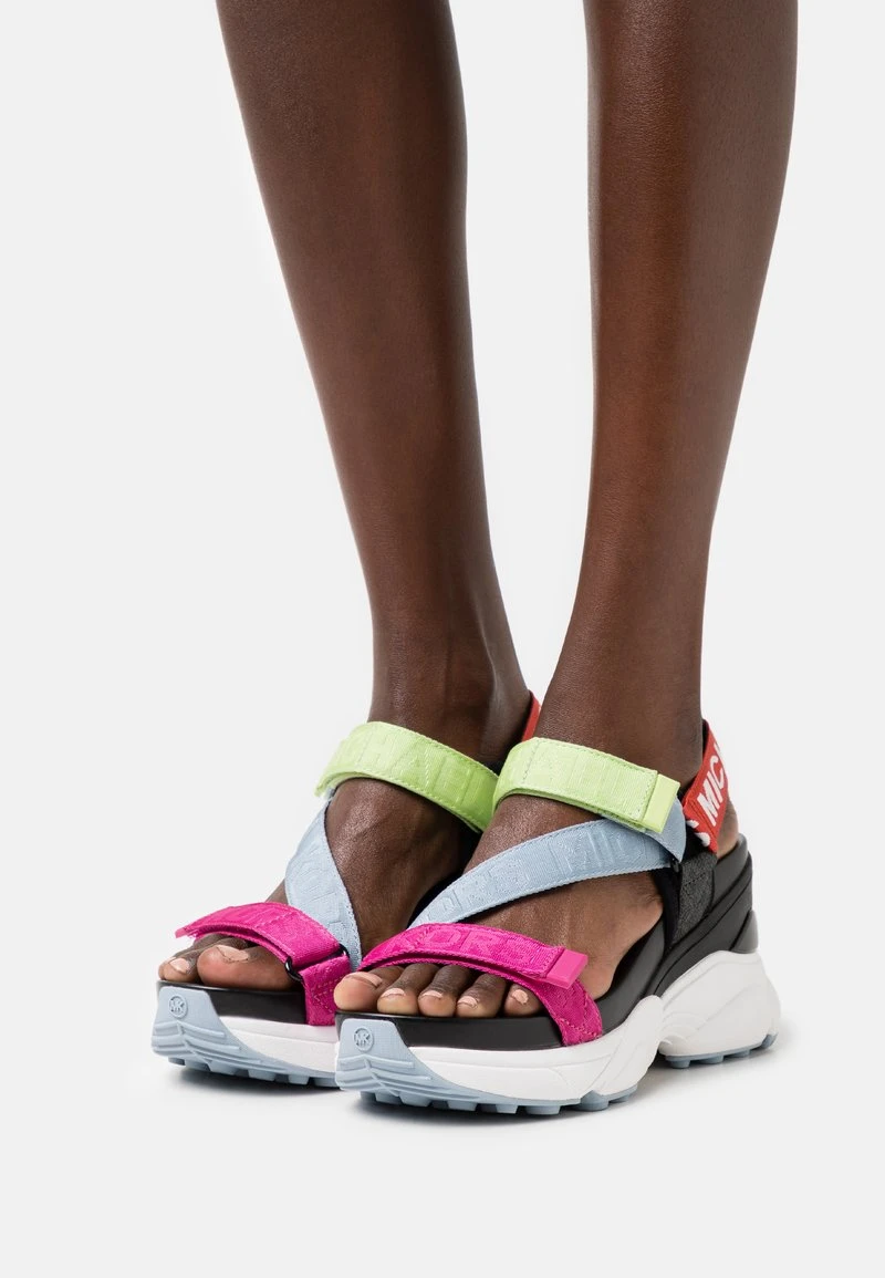 MADDOX - Plateausandalette - pale blue MICHAEL Michael Kors Damen MADDOX - Plateausandalette - Pale Blue -Michael Kors Verkäufe 8c408cd1b9e54a349de697ff8ffa4dcb