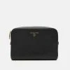MICHAEL Michael Kors Damen JET SET CHARM ZIP TRAVEL POUCH - Kosmetiktasche - Black -Michael Kors Verkäufe 8efc9657811644b59f197b5b0cc4f34e