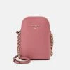 MICHAEL Michael Kors Damen JET CHARM XBODY - Umhängetasche - Rose -Michael Kors Verkäufe 949b15dbcc2f4af7a073eb82180b175e