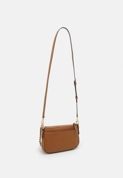 MICHAEL Michael Kors Damen JET CHARMMD POUCH XBODY SET - Handtasche - Brown/acorn -Michael Kors Verkäufe 99466a83424144fd948e4c67341eb63a