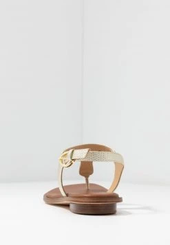 MICHAEL Michael Kors Damen PLATE THONG - Zehentrenner - Pale Gold 14 MICHAEL Michael Kors Damen PLATE THONG - Zehentrenner - Pale Gold -Michael Kors Verkäufe 9b66abad6988463fbdd80d7a814bcad5