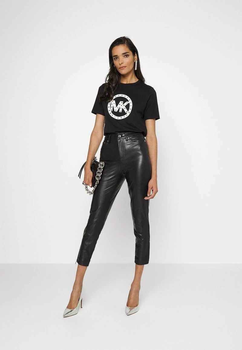 MICHAEL Michael Kors Damen STUD CIRCLE LOGO TEE - T-Shirt Print - Black 4 MICHAEL Michael Kors Damen STUD CIRCLE LOGO TEE - T-Shirt Print - Black – Bild 2