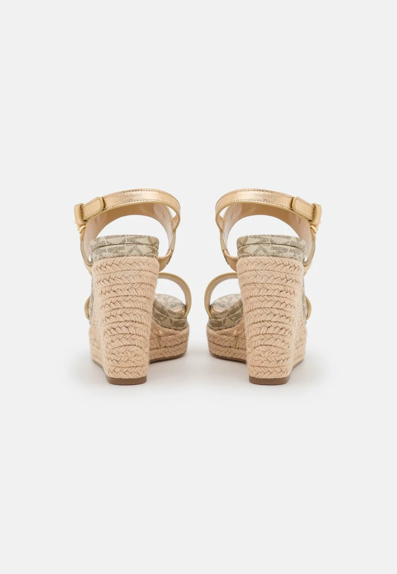 FARRAH WEDGE - Plateausandalette - pale gold MICHAEL Michael Kors Damen FARRAH WEDGE - Plateausandalette - Pale Gold -Michael Kors Verkäufe af88f8bc78674e659fa58c90cd27b81c