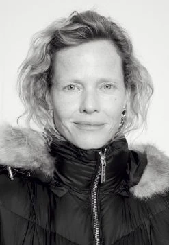 MICHAEL Michael Kors Damen DOG WALKER LENGTH BELTED COAT HOOD RIM - Daunenmantel - Black 15 MICHAEL Michael Kors Damen DOG WALKER LENGTH BELTED COAT HOOD RIM - Daunenmantel - Black -Michael Kors Verkäufe bef63cf4255845c5844448b70d7eda1e