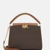 MICHAEL Michael Kors Damen KARLIEMD SATCHEL - Handtasche - Brown 1 MICHAEL Michael Kors Damen KARLIEMD SATCHEL - Handtasche - Brown -Michael Kors Verkäufe c04e43396ec44aac93ad0c35ba3c6f1b