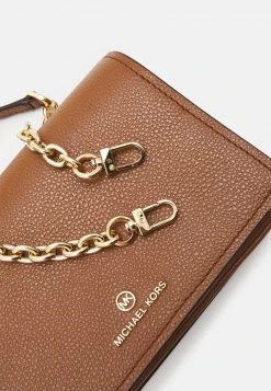 MICHAEL Michael Kors Damen JET CHARM ACCORDIAN FLAP - Umhängetasche - Brown 12 MICHAEL Michael Kors Damen JET CHARM ACCORDIAN FLAP - Umhängetasche - Brown -Michael Kors Verkäufe c73c2e09d80841e9bf8d34a7a33e399e