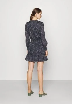 MICHAEL Michael Kors Damen TINY HIPPIE DRESS - Freizeitkleid - Deep Purple 10 MICHAEL Michael Kors Damen TINY HIPPIE DRESS - Freizeitkleid - Deep Purple -Michael Kors Verkäufe cdc7fc5198df44199f42fcae27482929