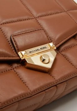 MICHAEL Michael Kors Damen SOHO CHAIN - Umhängetasche - Tan 11 MICHAEL Michael Kors Damen SOHO CHAIN - Umhängetasche - Tan -Michael Kors Verkäufe d068c25e7adc4f3f97f8096bbd8bdafc