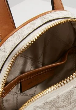 MICHAEL Michael Kors Damen RHEA ZIP XS BACKPACK - Tagesrucksack - Vanilla -Michael Kors Verkäufe dbce0cc6474e4440a6eda80b9ecfee28