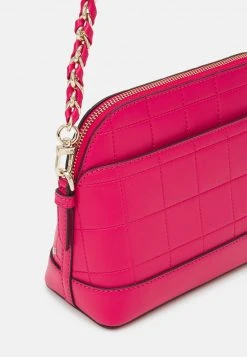 MICHAEL Michael Kors Damen JET SET CHARM DOME - Umhängetasche - Rubin Red 11 MICHAEL Michael Kors Damen JET SET CHARM DOME - Umhängetasche - Rubin Red -Michael Kors Verkäufe e08f2be470384a79aaff3e38d7b3c2d6