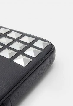 MICHAEL Michael Kors Damen JET SET LAPTOP CASE - Notebooktasche - Black 10 MICHAEL Michael Kors Damen JET SET LAPTOP CASE - Notebooktasche - Black -Michael Kors Verkäufe e49451ae274345b7b68ac9e2a67e2b64