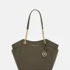 MICHAEL Michael Kors Damen JET TRAVEL CHAIN TOTE - Handtasche - Olive 2 MICHAEL Michael Kors Damen JET TRAVEL CHAIN TOTE - Handtasche - Olive -Michael Kors Verkäufe e5cf362fd491431ea4fba9224aa00f81
