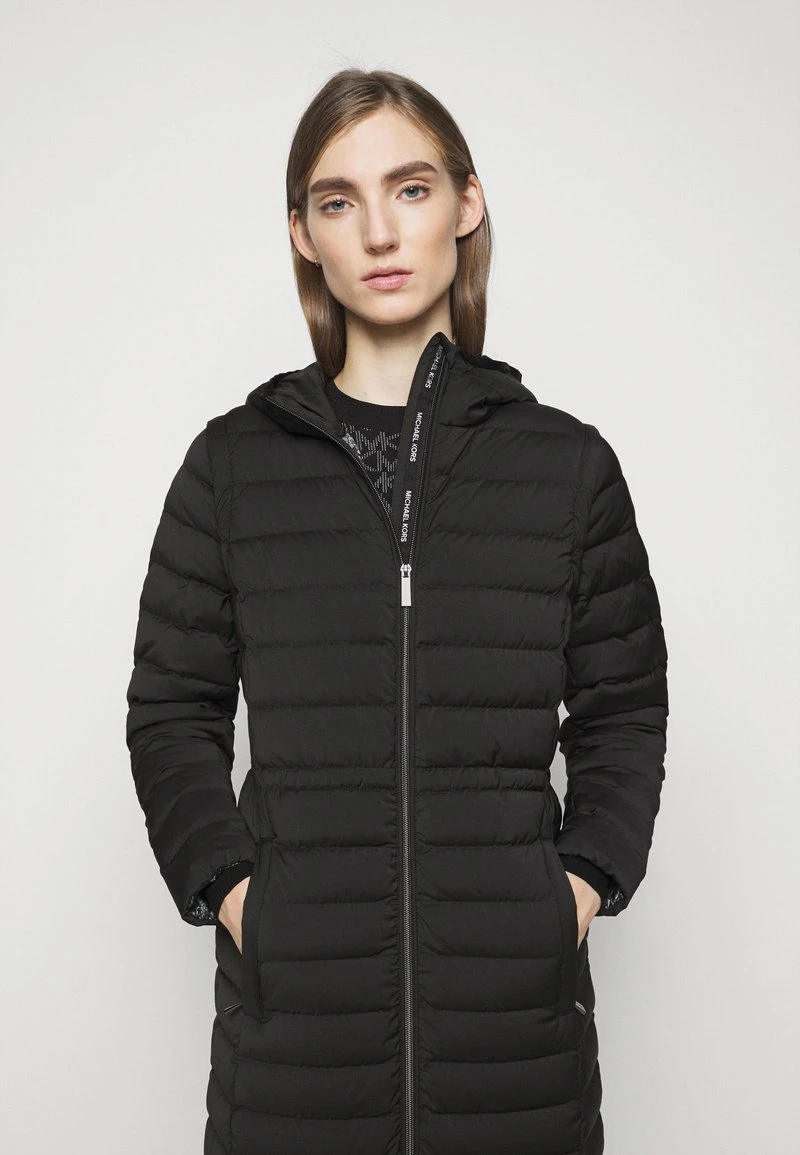 MICHAEL Michael Kors Damen LONG STRETCH PACKABLE - Daunenmantel - Black 9 MICHAEL Michael Kors Damen LONG STRETCH PACKABLE - Daunenmantel - Black – Bild 7
