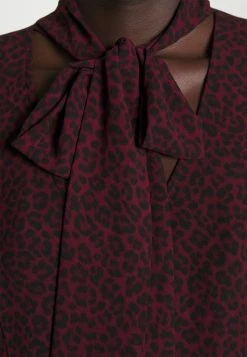 MICHAEL Michael Kors Damen CHEETAH TIE - Bluse - Dark Ruby -Michael Kors Verkäufe f8aacf46e3d44951be1c0651de236bac
