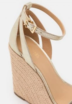 MICHAEL Michael Kors Damen KIMBERLY WEDGE - High Heel Sandalette - Pale Gold 15 MICHAEL Michael Kors Damen KIMBERLY WEDGE - High Heel Sandalette - Pale Gold -Michael Kors Verkäufe f9a960f1796149e4978b443eddf0def4