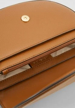 MICHAEL Michael Kors Damen JET SET DOME - Umhängetasche - Tan -Michael Kors Verkäufe fb275b0395c24b9298133c13626c3b9e