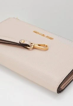 MICHAEL Michael Kors Damen JET WRISTLET - Geldbörse - Soft Pink 10 MICHAEL Michael Kors Damen JET WRISTLET - Geldbörse - Soft Pink -Michael Kors Verkäufe fd87f27f8ef648b2a23e316e8ea11d90