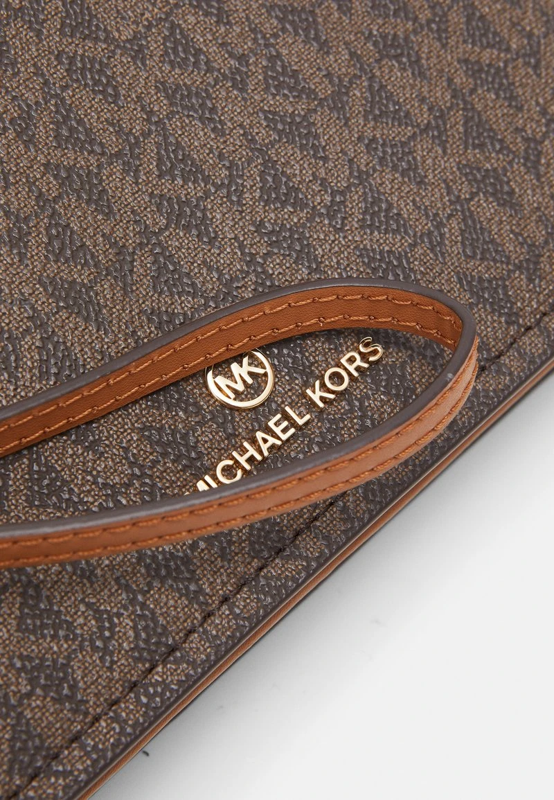 MICHAEL Michael Kors Damen JET SET CHARM ACCORDIAN FLAP XBODY - Umhängetasche - Brown 7 MICHAEL Michael Kors Damen JET SET CHARM ACCORDIAN FLAP XBODY - Umhängetasche - Brown – Bild 5